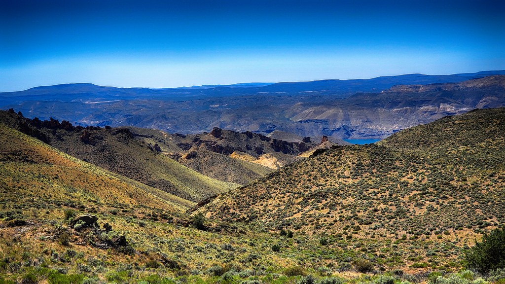 Honeycombs Trailhead View